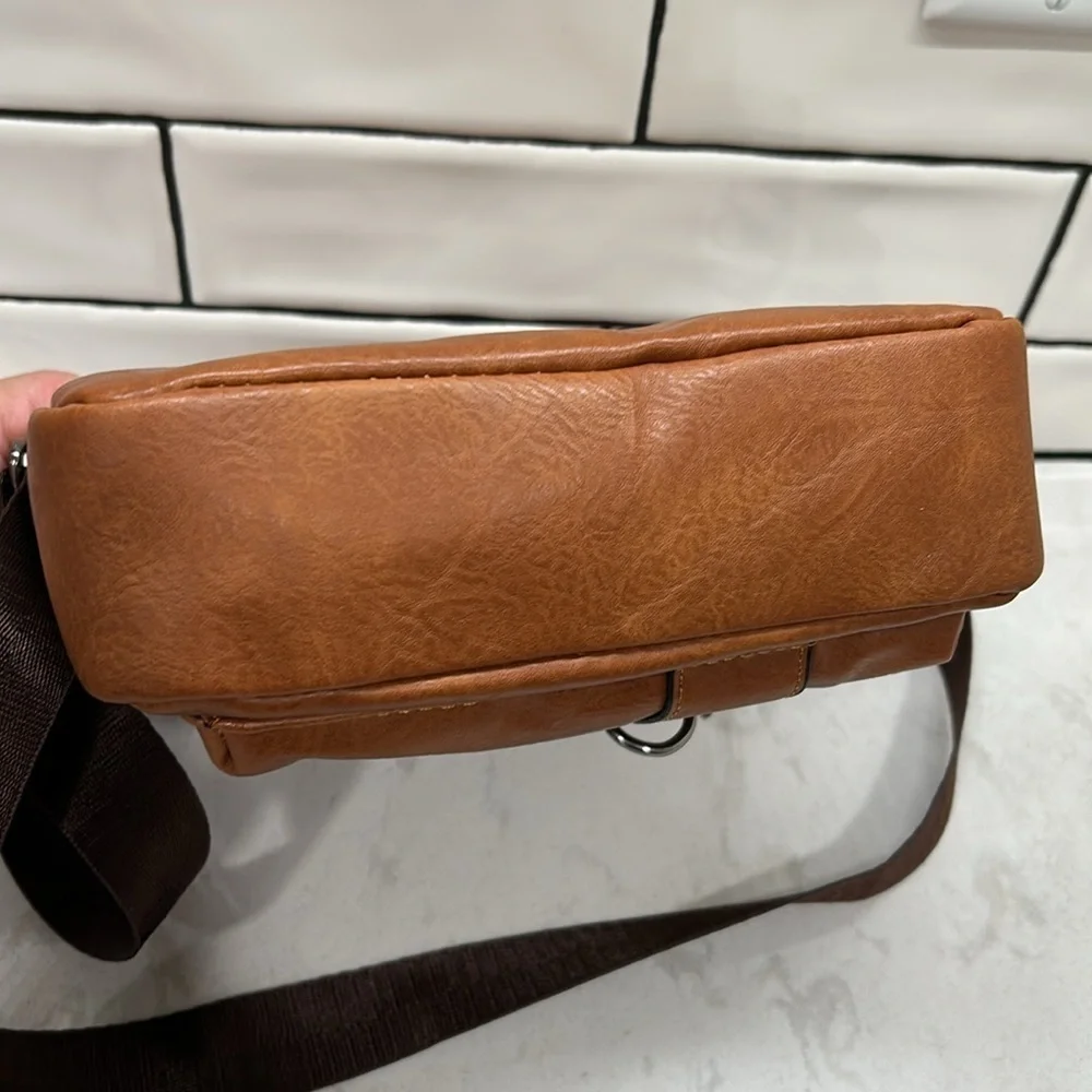 Weixer Crossbody Men’s Shoulder Bag Vintage Leather Vertical Hand Business NWOT